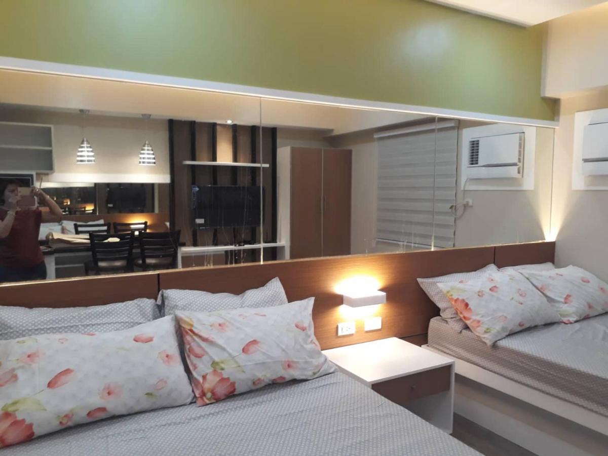 Sunvida Tower Residences Infront Of Sm City Cebu Stadt Exterior foto