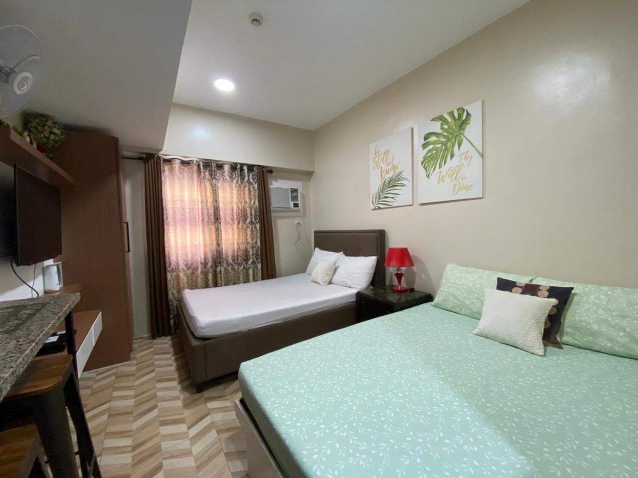 Sunvida Tower Residences Infront Of Sm City Cebu Stadt Exterior foto