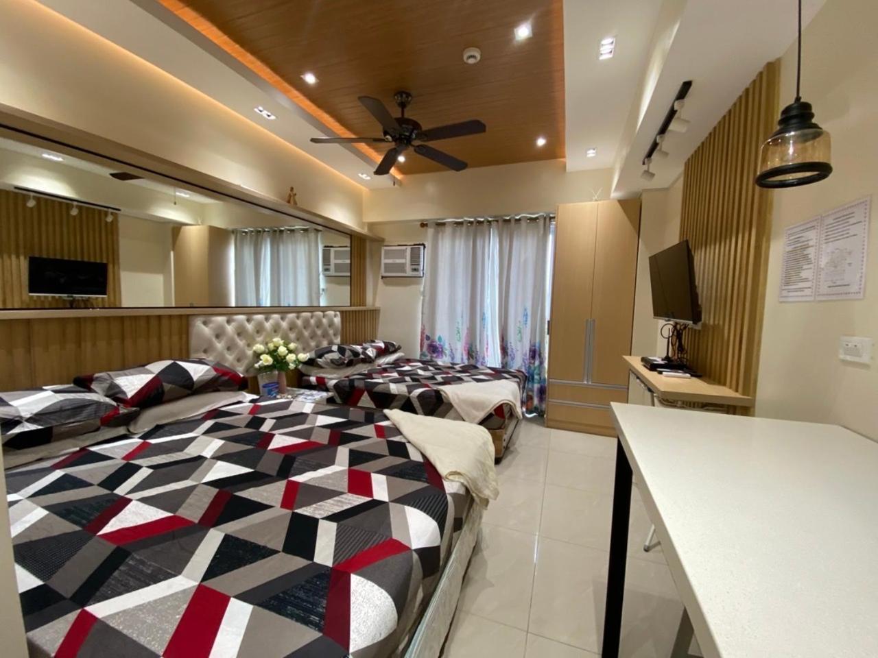 Sunvida Tower Residences Infront Of Sm City Cebu Stadt Exterior foto